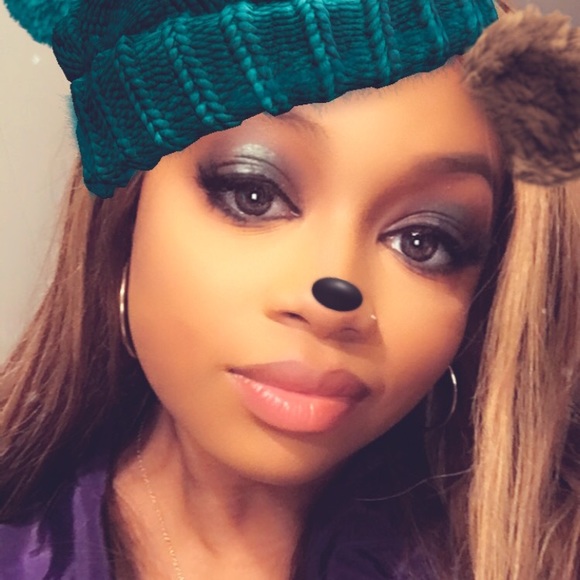 👑 Melanie Brame👑 - Picture 3 of 3